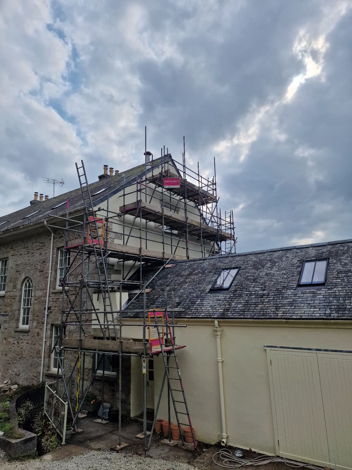 Painting & Decorating 