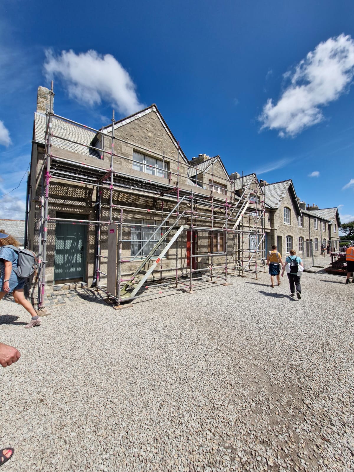 Painting & Decorating 